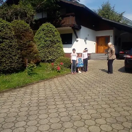 Schwarzwald - Villa Appartments Titisee Exterior photo